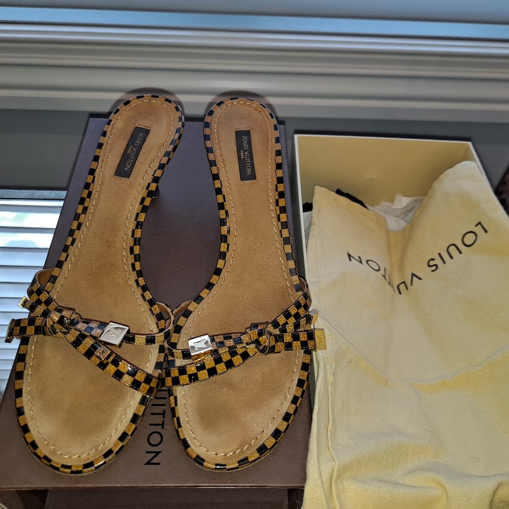 Louis Vuitton damier strappy patent leather mule size 39.5